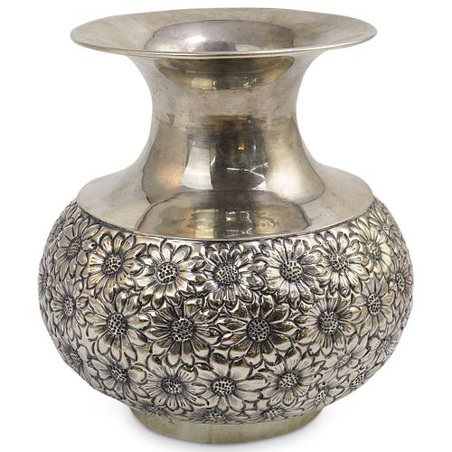 VINTAGE LARGE 900 SILVER DAISY
