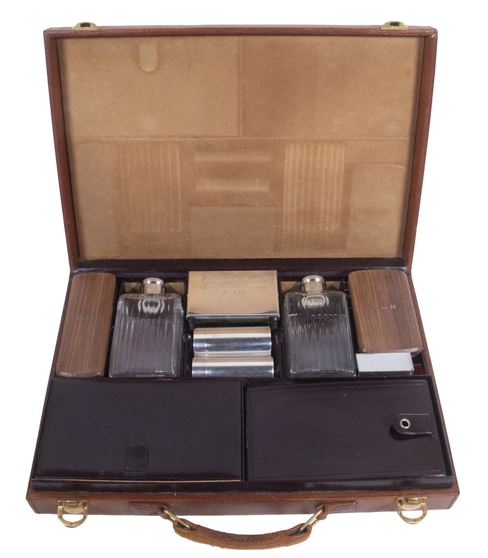 VINTAGE LEATHER BRIEFCASE FORM