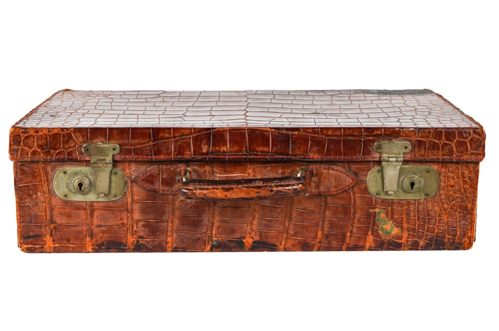 VINTAGE LEATHER TRAVEL