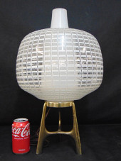 VINTAGE LIGHTOLIER TABLE LAMP