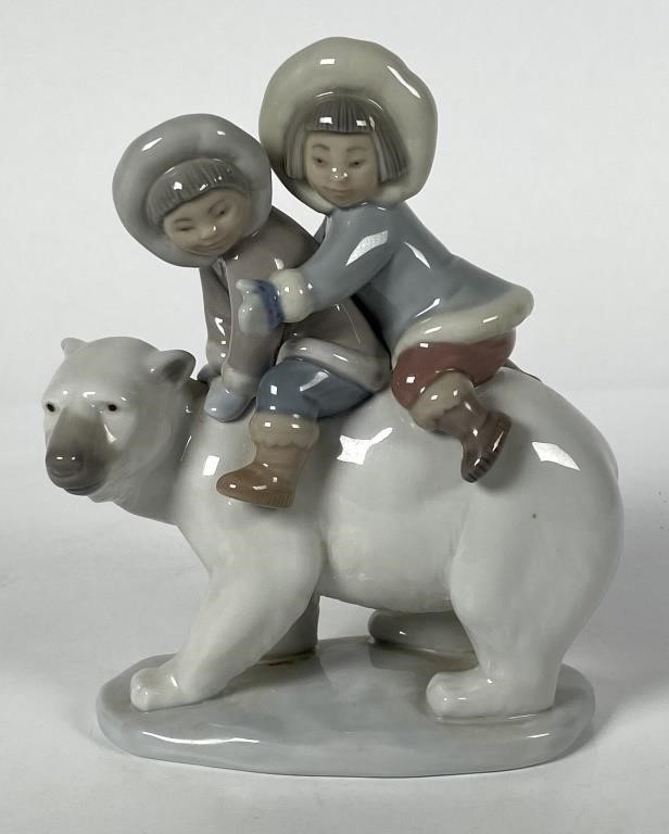 VINTAGE LLADRO FIGURINE #5353