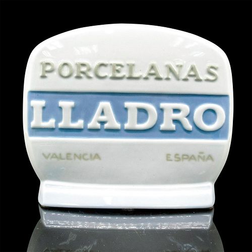 VINTAGE LLADRO PORCELAIN STORE