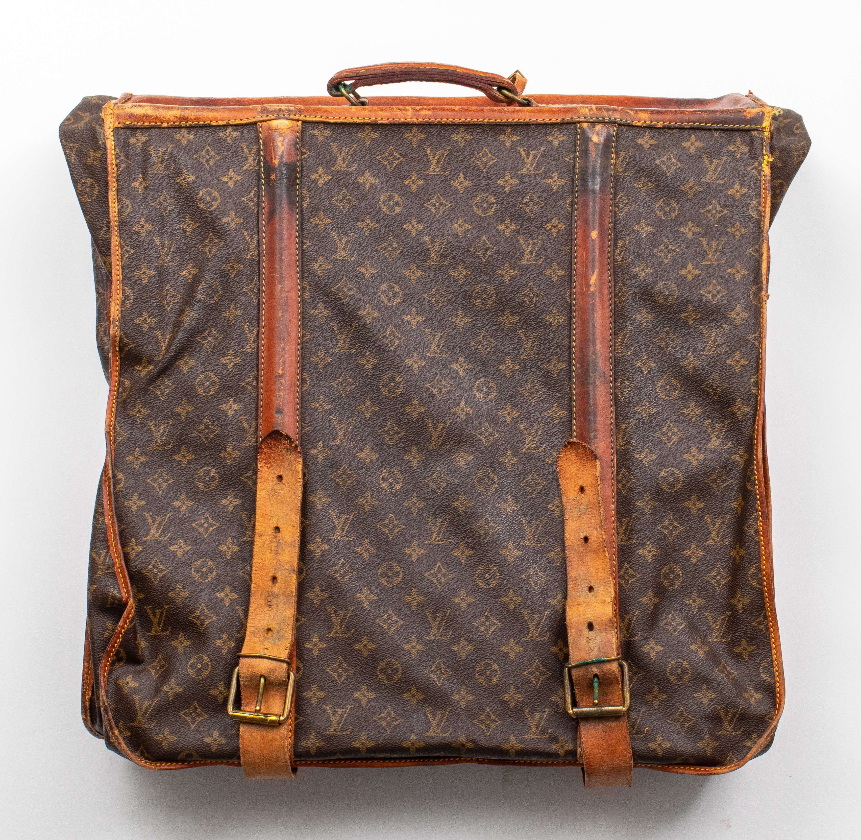VINTAGE LOUIS VUITTON GARMENT BAG