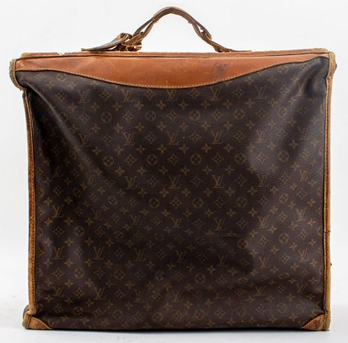 VINTAGE LOUIS VUITTON GARMENT