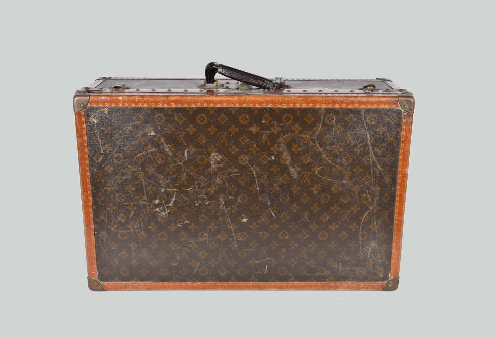 VINTAGE LOUIS VUITTON MONOGRAMMED