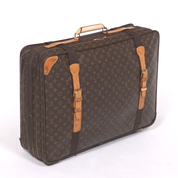 VINTAGE LOUIS VUITTON SATELLITE