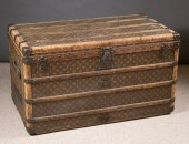 VINTAGE LOUIS VUITTON STEAMER