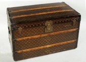 VINTAGE LOUIS VUITTON STEAMER