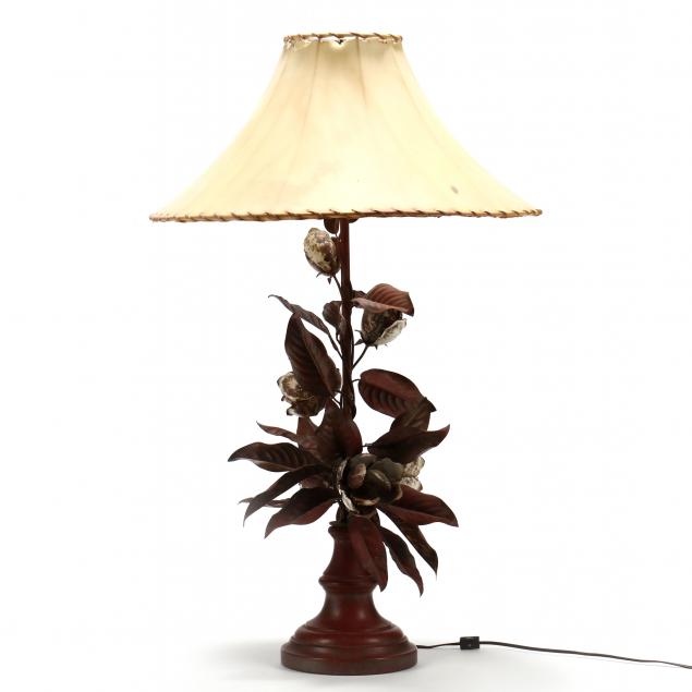 VINTAGE MAGNOLIA TOLE TABLE LAMP