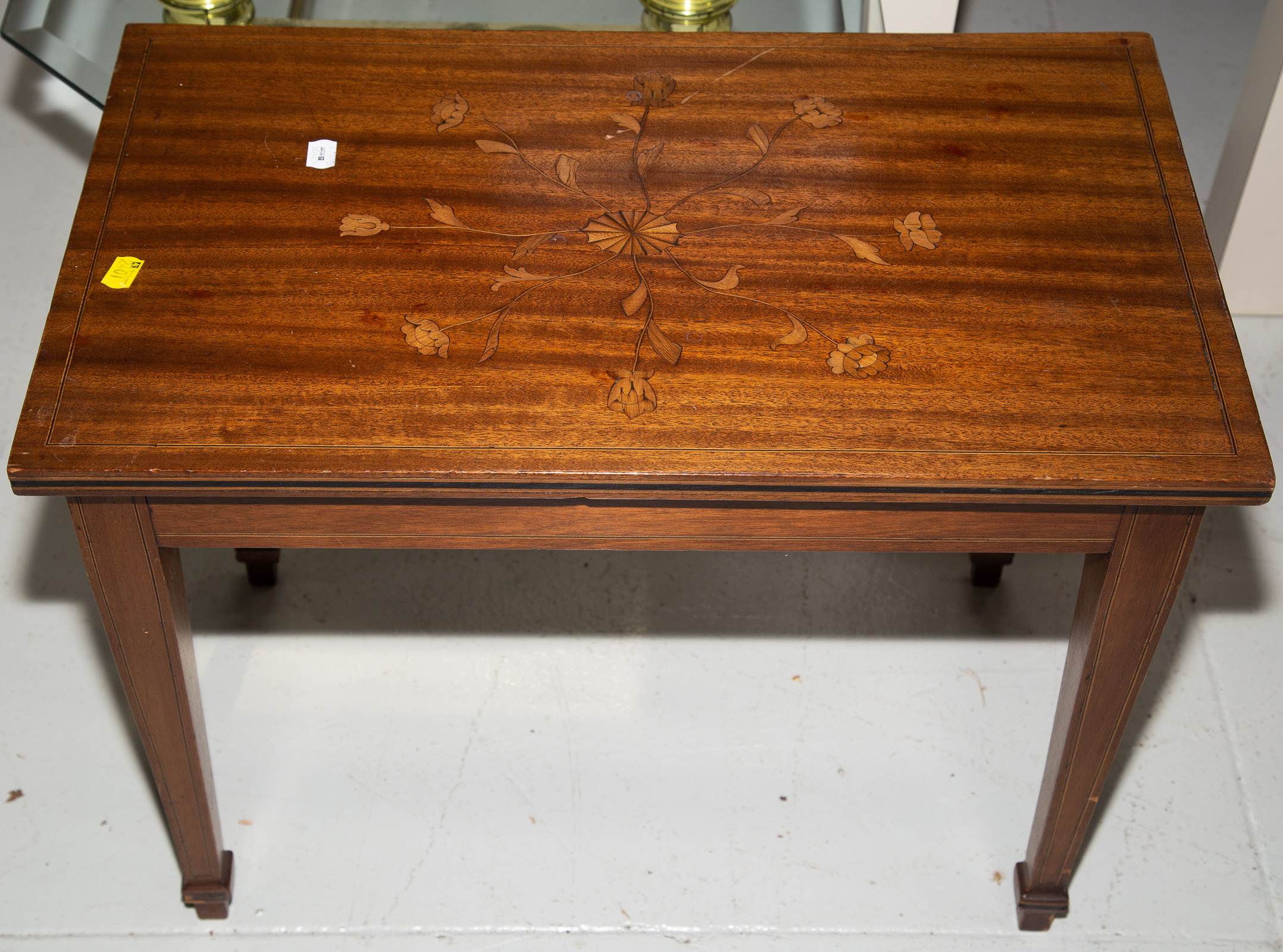 VINTAGE MAHOGANY COFFEE TABLE