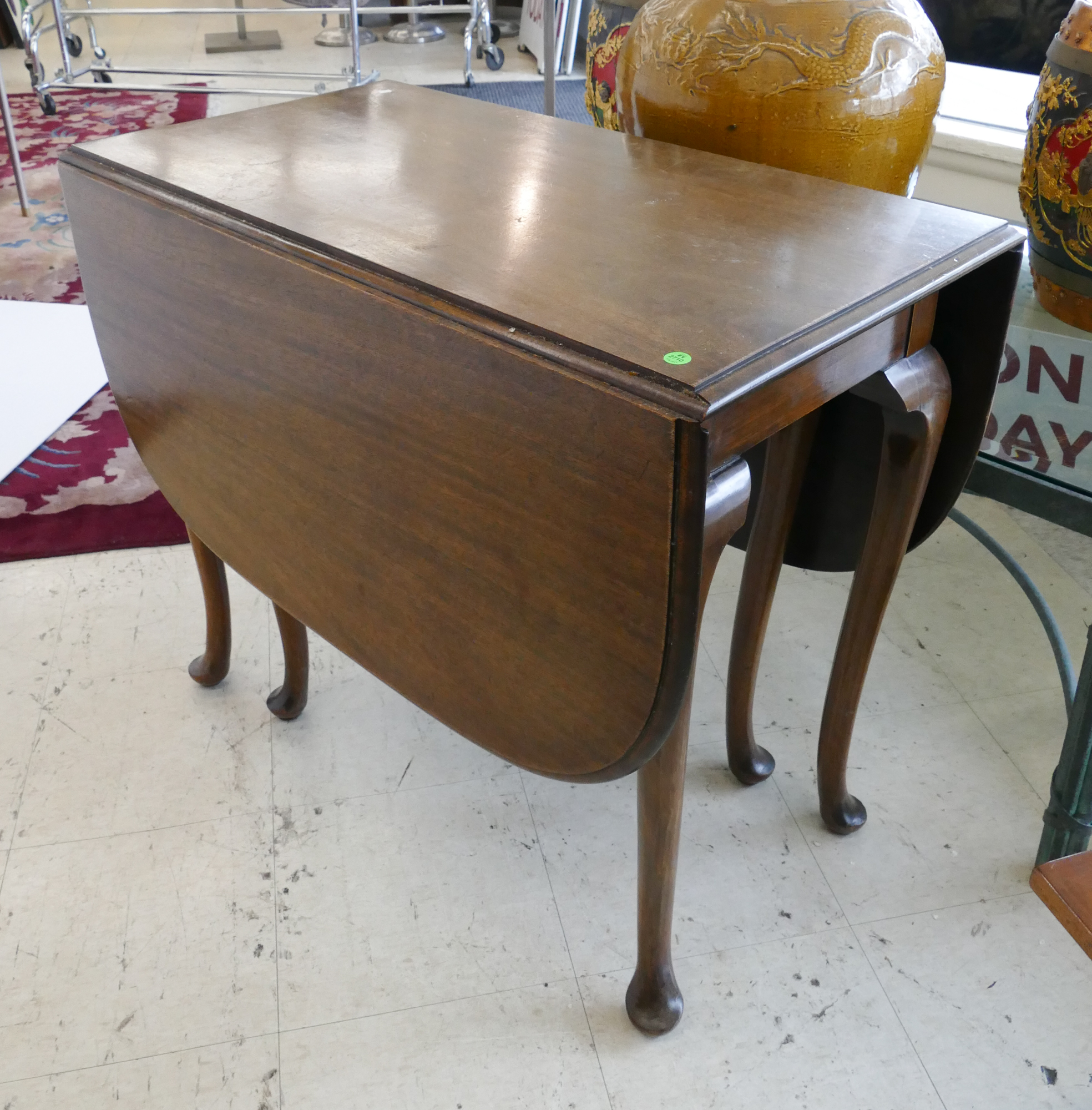 Vintage Mahogany Queen Anne Drop
