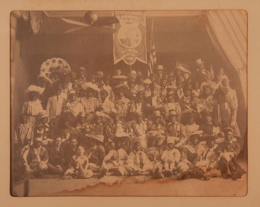VINTAGE MARDI GRAS