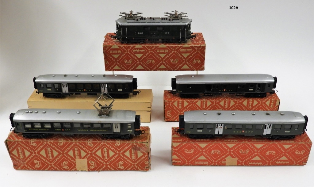 VINTAGE MARKLIN HO 5 CAR TROLLEY