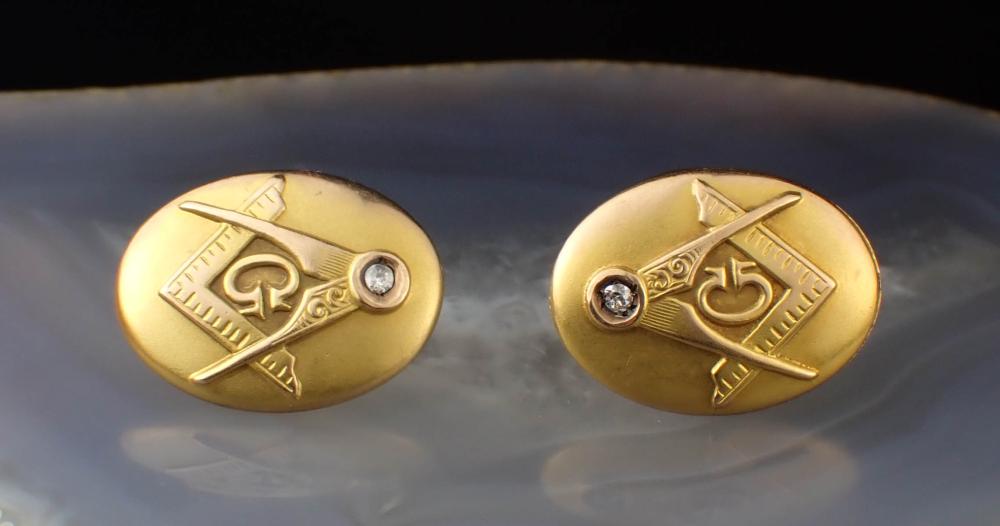 VINTAGE MASONIC DIAMOND AND GOLD