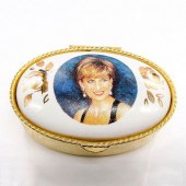 VINTAGE METAL & CERAMIC TRINKE