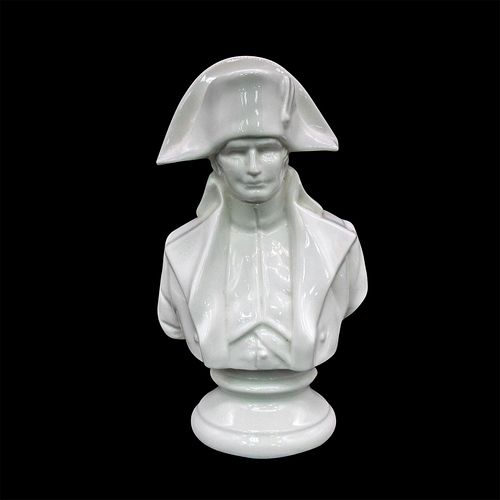 VINTAGE MICHAEL SUTTY PORCELAIN