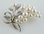 VINTAGE MIKIMOTO PEARL AND 14K