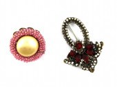 VINTAGE MIRIAM HASKELL BROOCHE