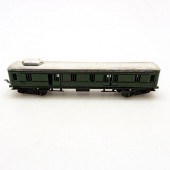 VINTAGE MODEL TRAIN CAR, LUGGA