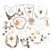 VINTAGE MODERN DESIGNER COSTUM