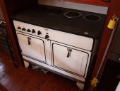 VINTAGE 'MONARCH' ELECTRIC STO