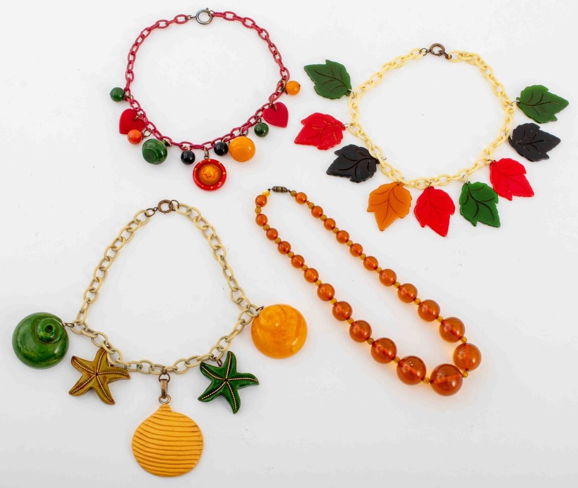 VINTAGE MULTI-COLOR BAKELITE