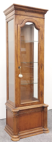 VINTAGE NEOCLASSICAL STYLE PET