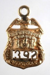 VINTAGE NYPD 14K GOLD BADGE PE
