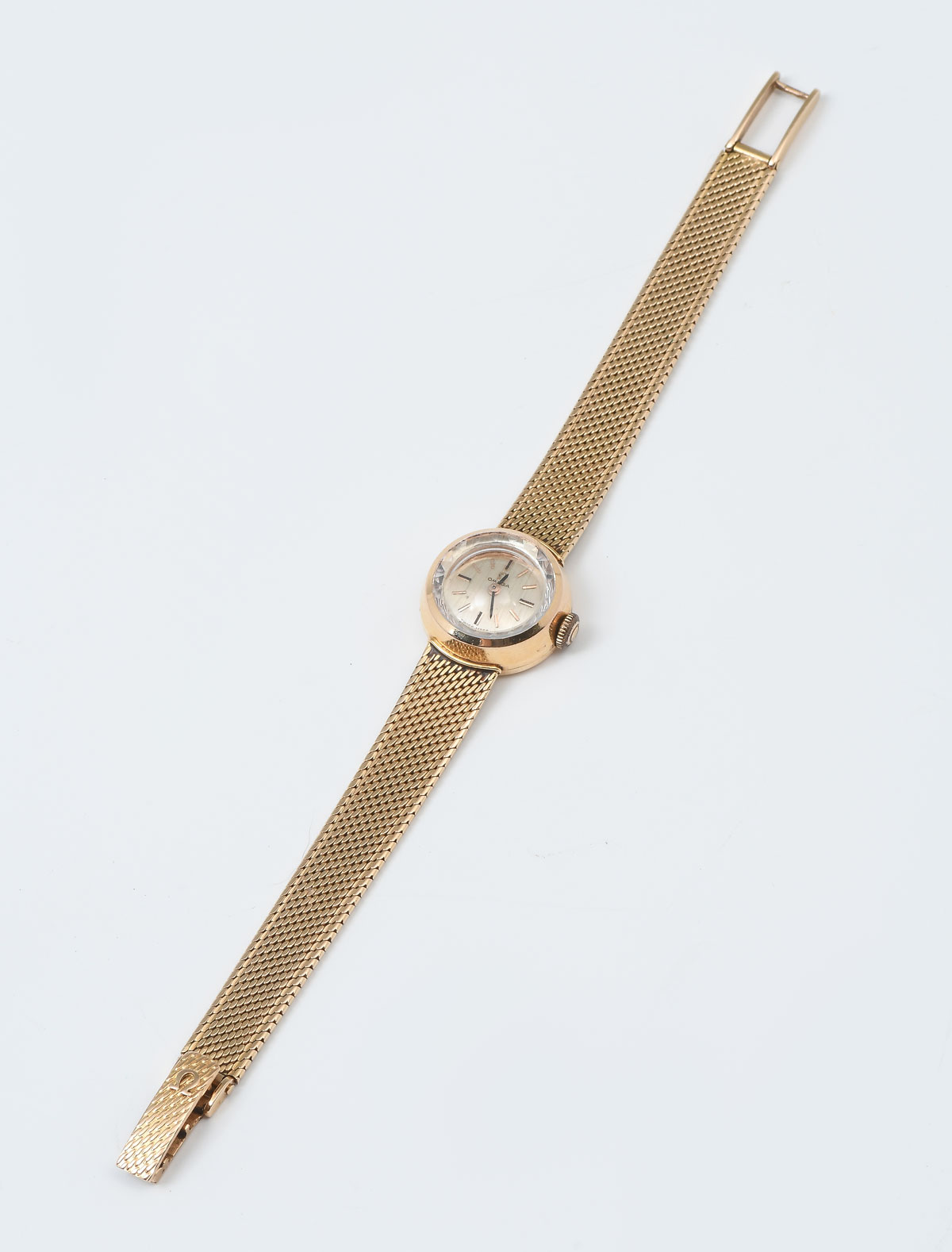 VINTAGE OMEGA 18K LADIES WATCH: 18K