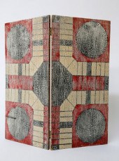 VINTAGE PAINTED FOLDING PARCHE