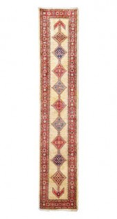 VINTAGE PAKISTANI WOOL ORIENTA