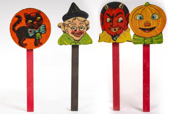 VINTAGE PAPER ON WOOD HALLOWEEN