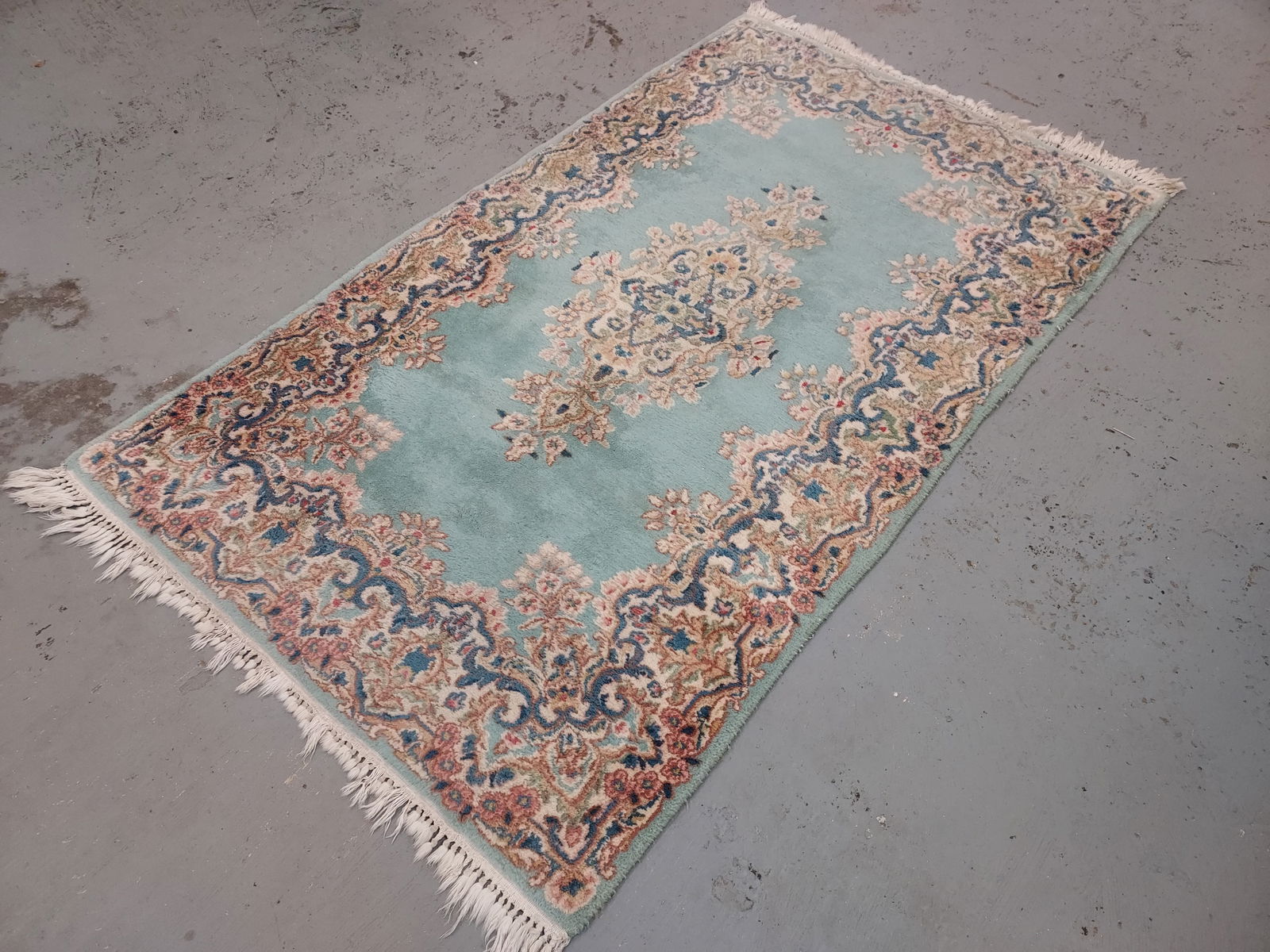 VINTAGE PERSIAN KERMAN HAND KNOTTED