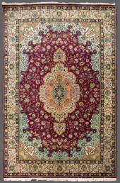 VINTAGE PERSIAN TABRIZ HAND KN