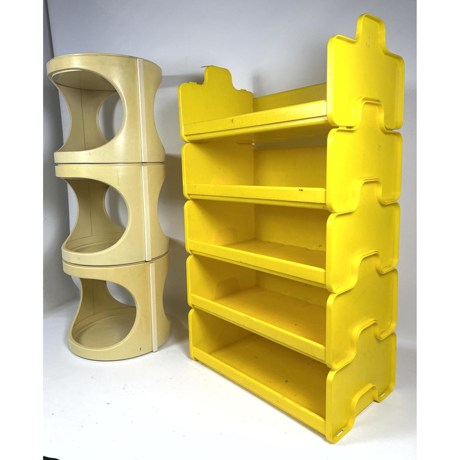 Vintage Plastic Lot. Five Yellow