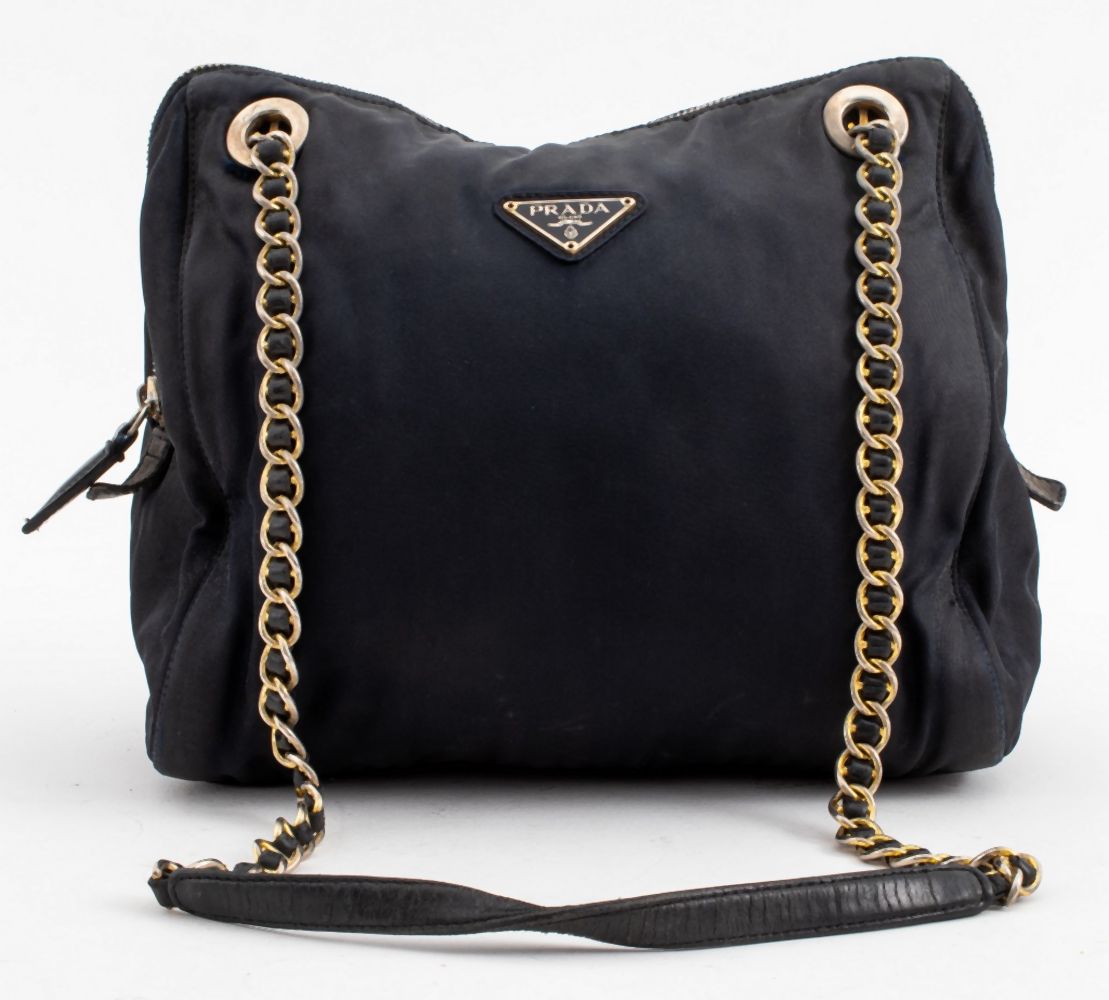 VINTAGE PRADA NAVY BLUE NYLON