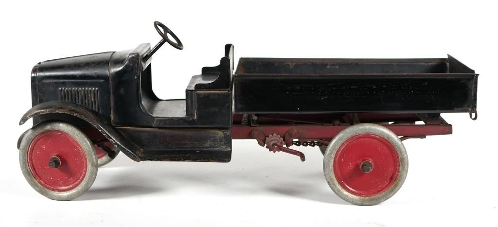 VINTAGE PRESSED STEEL DUMP
