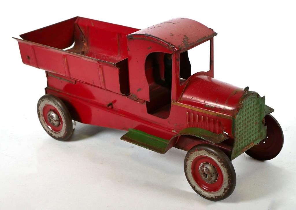 VINTAGE PRESSED STEEL DUMP