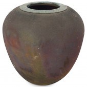 VINTAGE RAKU VASE BY LESLEY MI