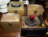 VINTAGE RCA VICTOR 45 PLAYER W