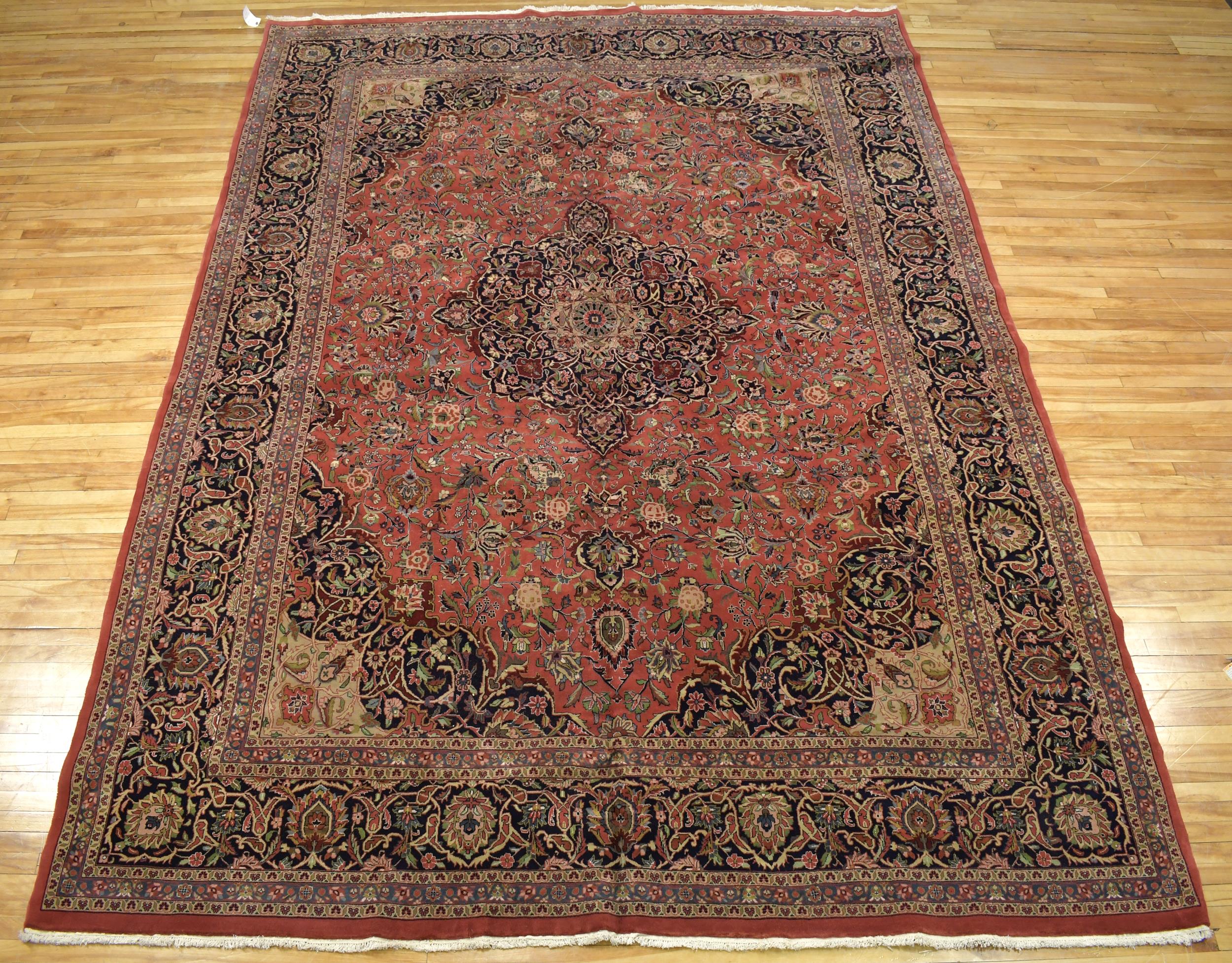 VINTAGE ROOM SIZE ORIENTAL RUG. A
