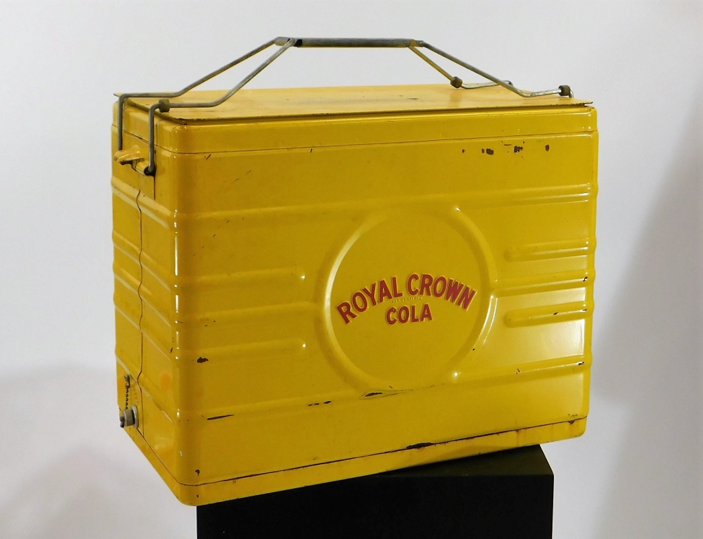 VINTAGE ROYAL CROWN COLA