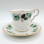 VINTAGE ROYAL WINDSOR BONE CHI