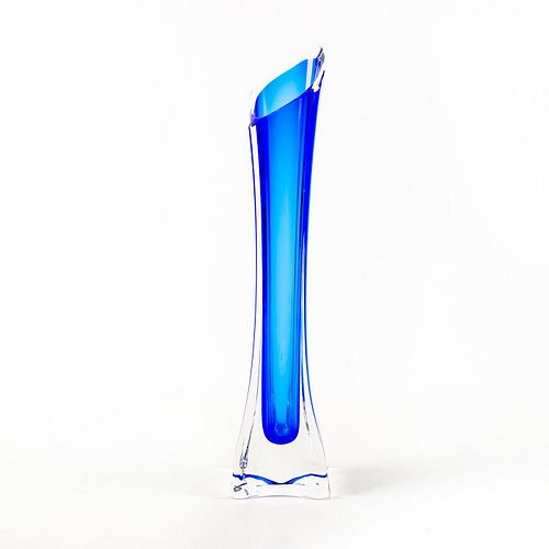 VINTAGE SAINT-LOUIS CRYSTAL VASE,