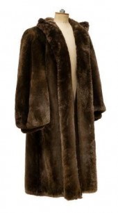 VINTAGE SAKS WASHINGTON SHAVED