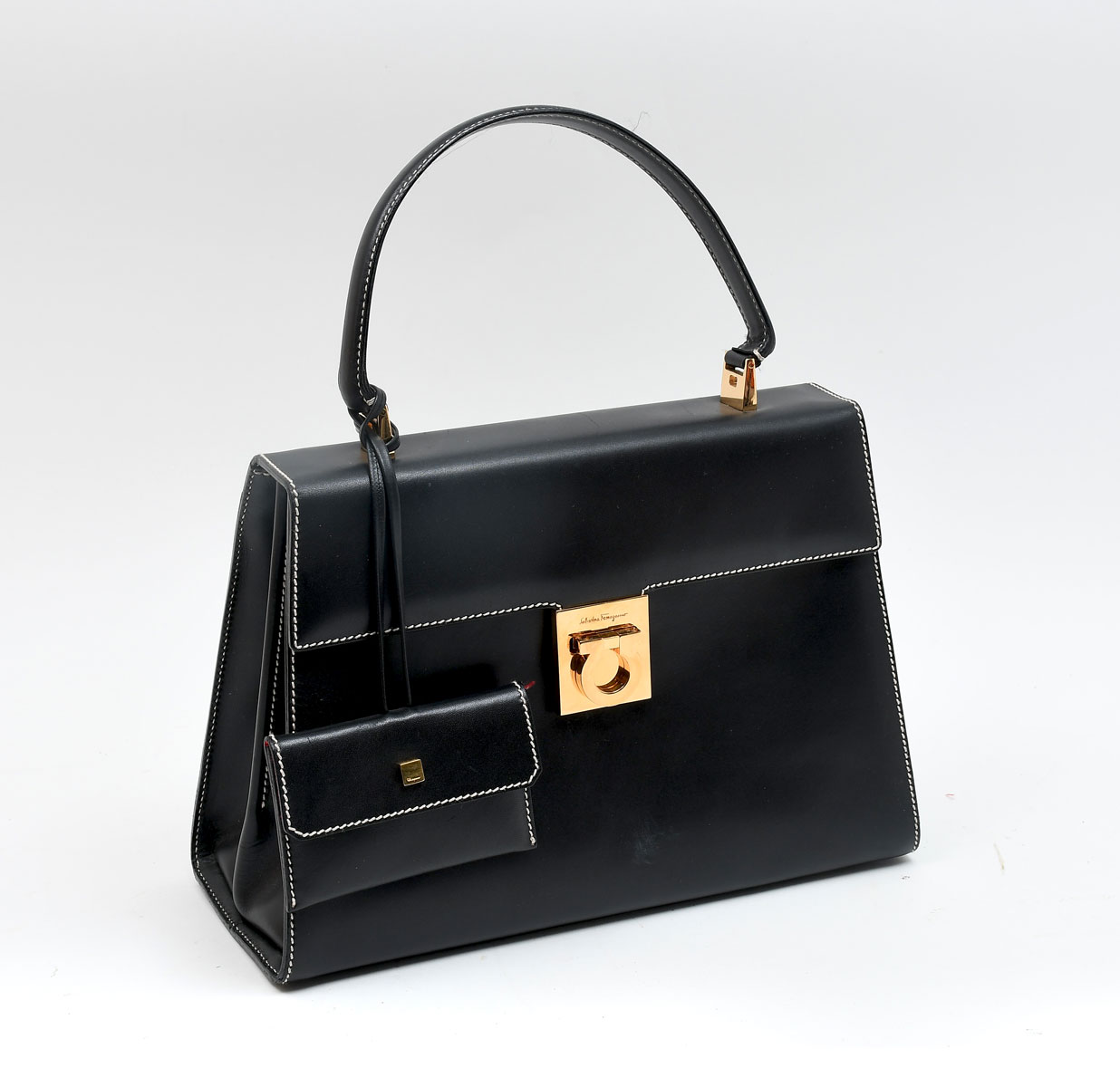 VINTAGE SALVATORE FERRAGAMO BLACK