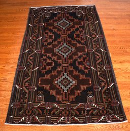 Vintage scatter rug with three