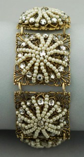 VINTAGE SEED PEARL COSTUME JEW