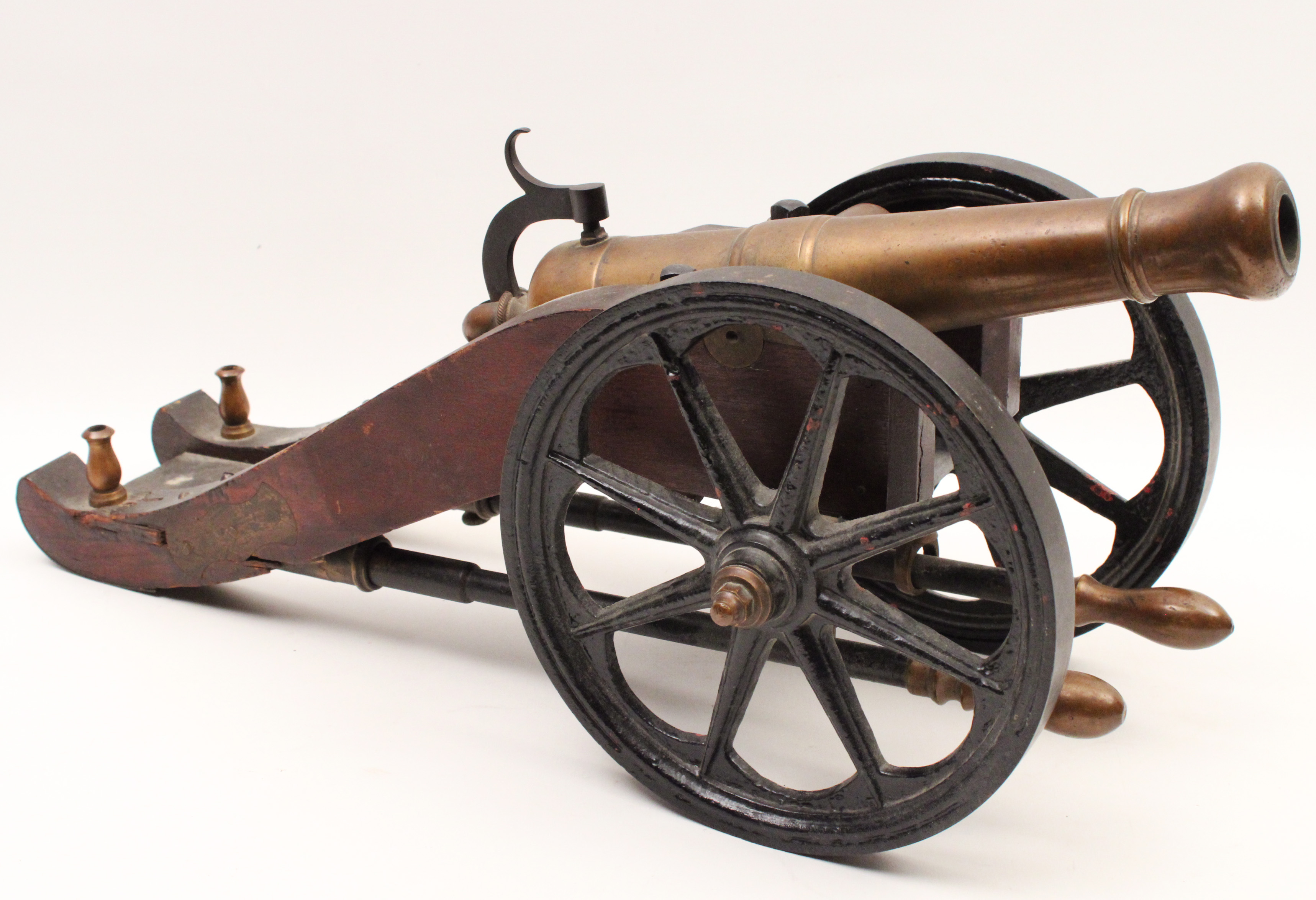 VINTAGE SIGNAL CANNON MODEL WITH