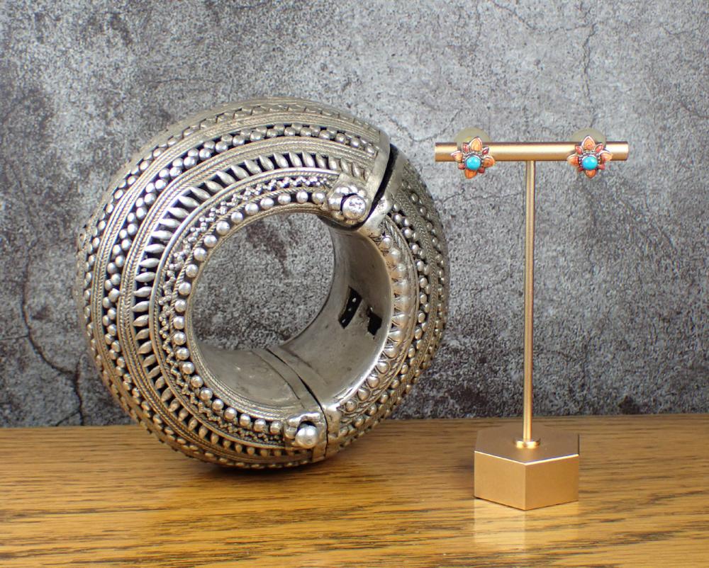 VINTAGE SILVER BANGLE AND